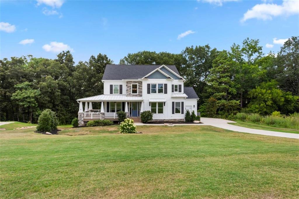 1585 Dabbs Bridge Rd., Dallas, GA 30132