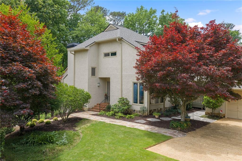 2535 The Fifth Fairway Dr., Roswell, GA 30076