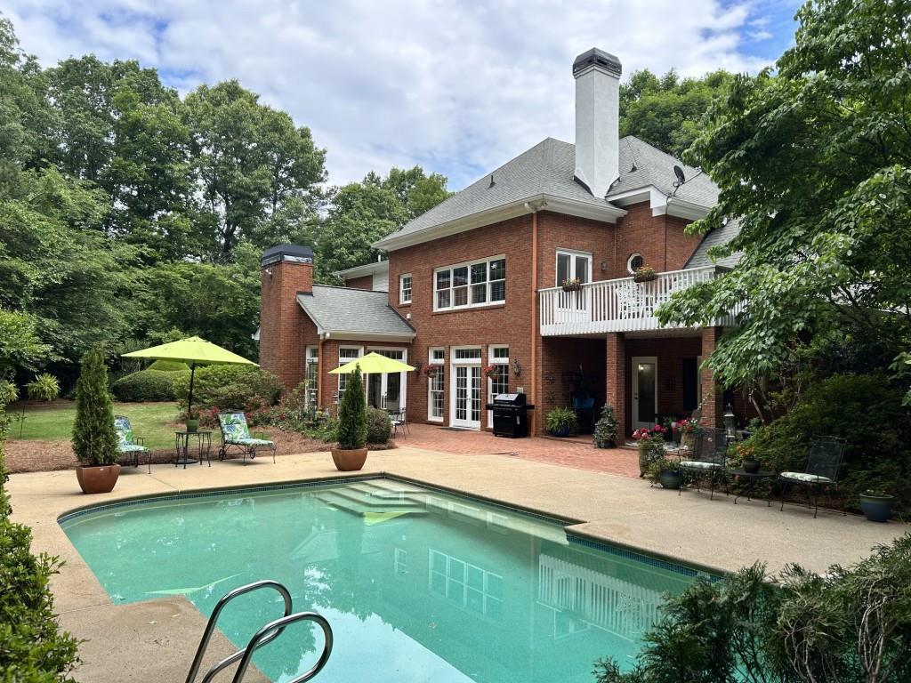 9100 Huntcliff Trace, Sandy Springs, GA 30350
