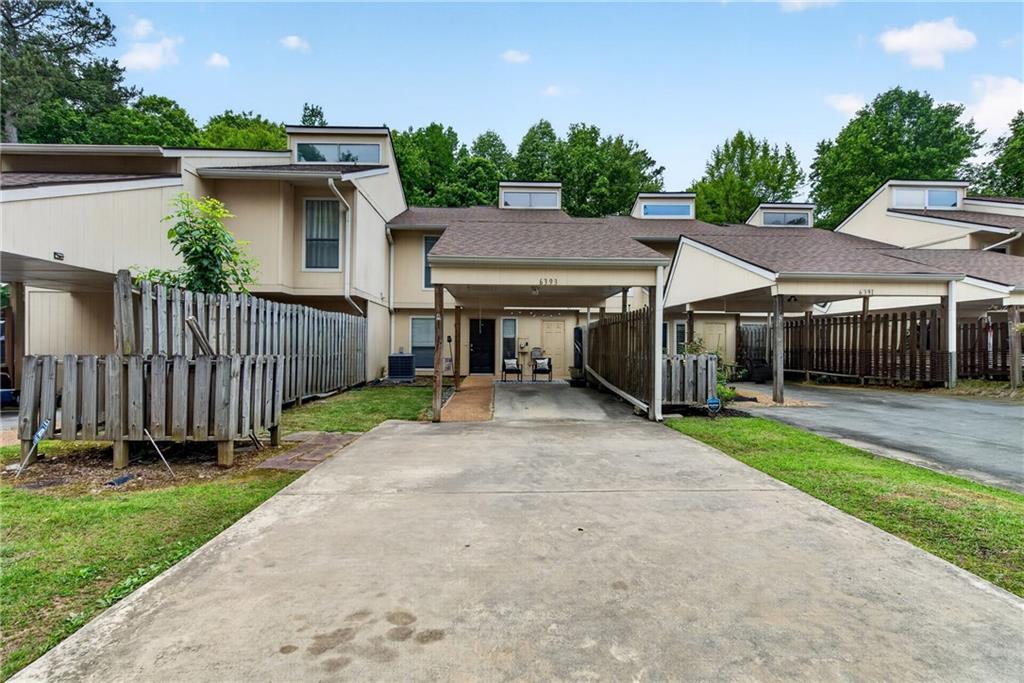 6393 Hawthorne Ter., Peachtree Corners, GA 30092