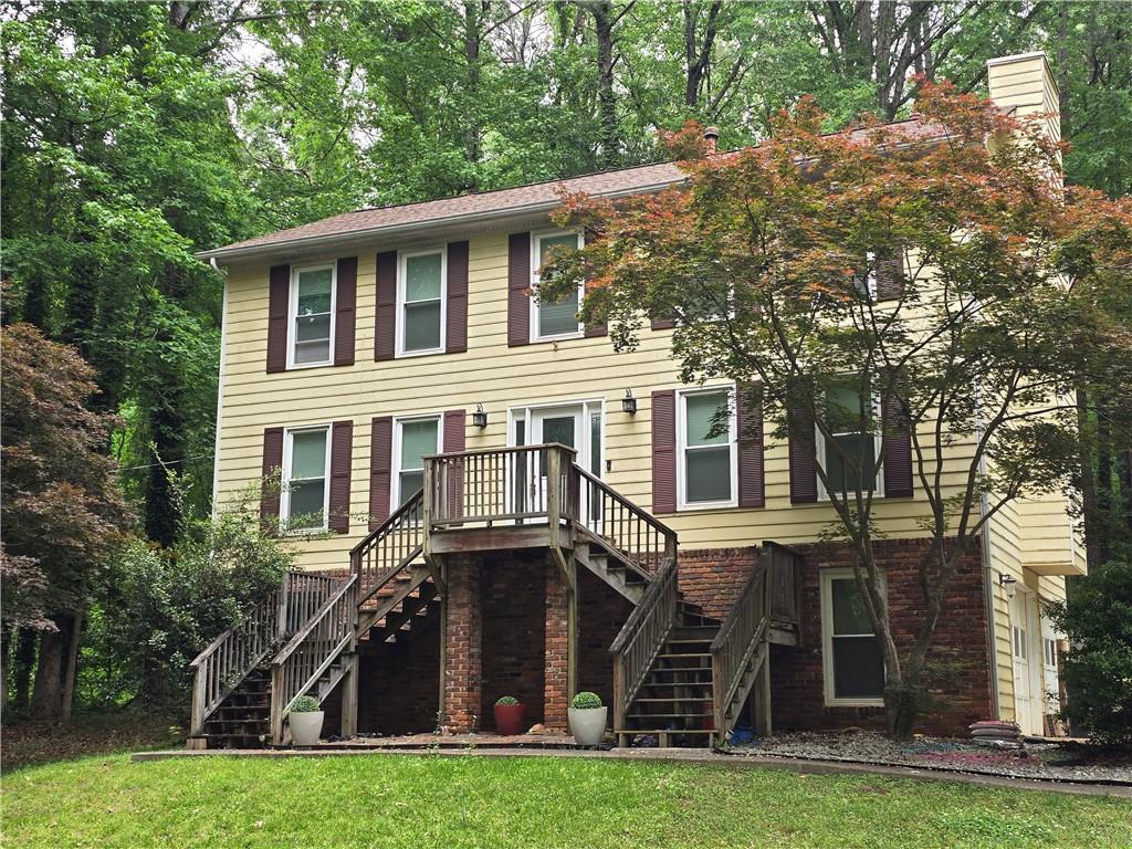 330 Benjamin Cir., Fayetteville, GA 30214