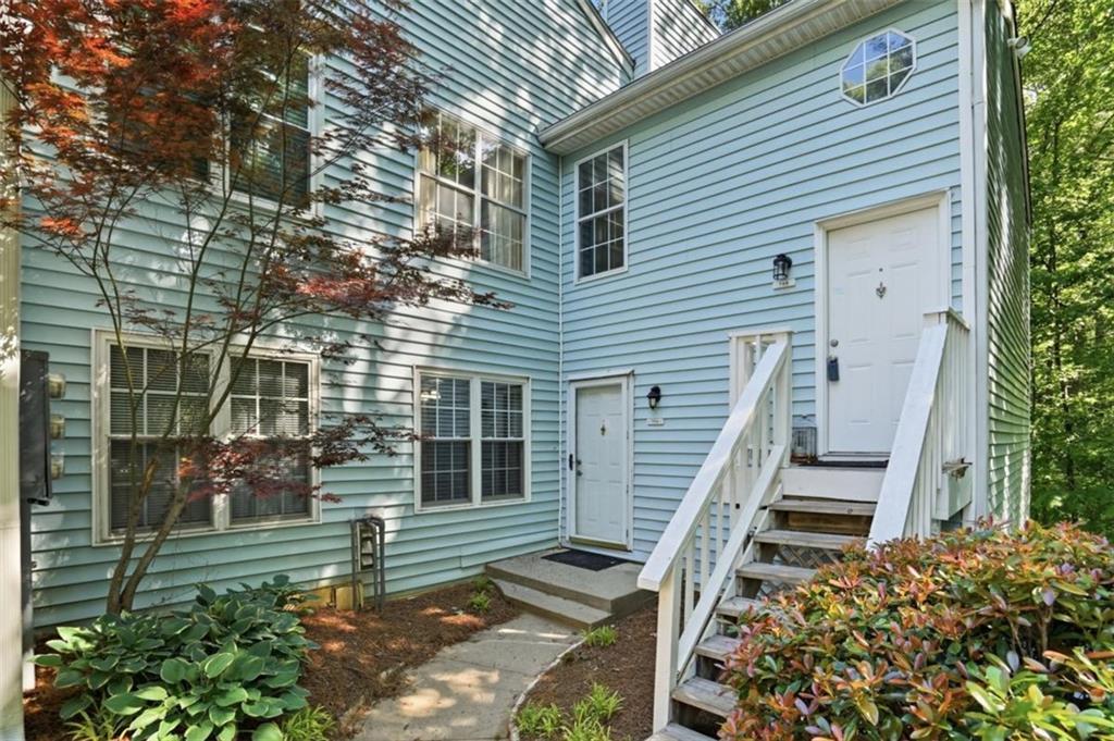 704 Glenleaf Dr., Peachtree Corners, GA 30092