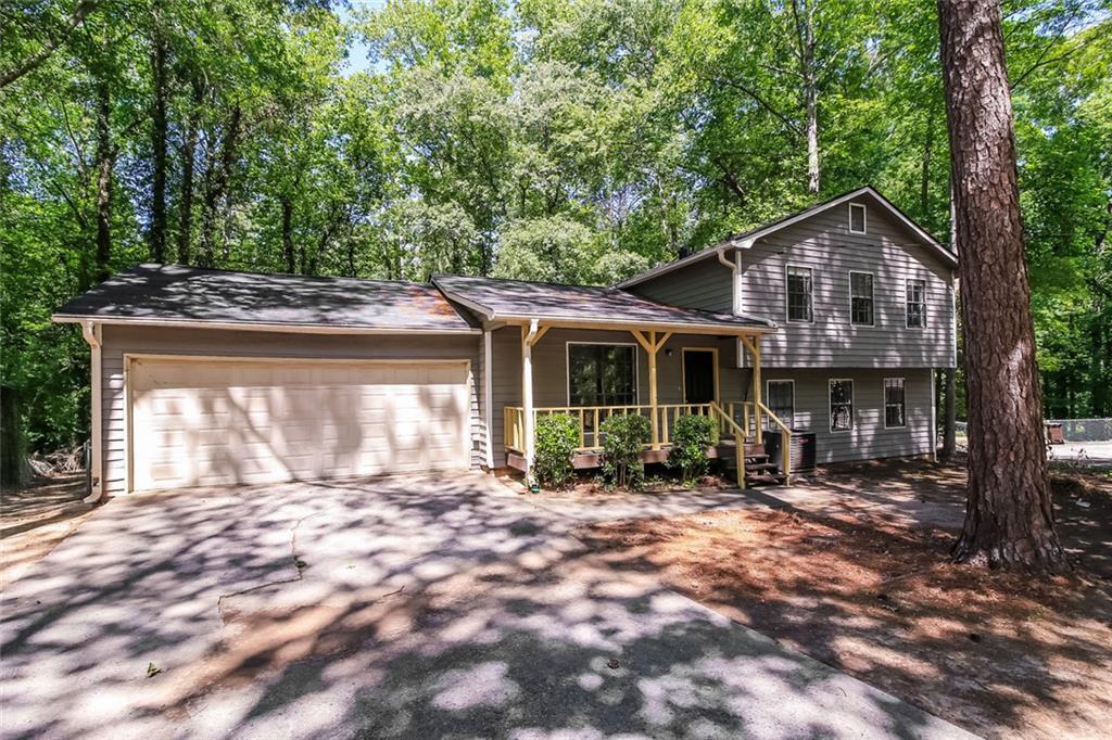 6957 Cedar Hill Ct., Riverdale, GA 30296