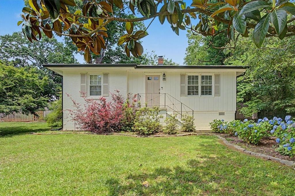 1005 Ridgecrest Dr., Smyrna, GA 30080