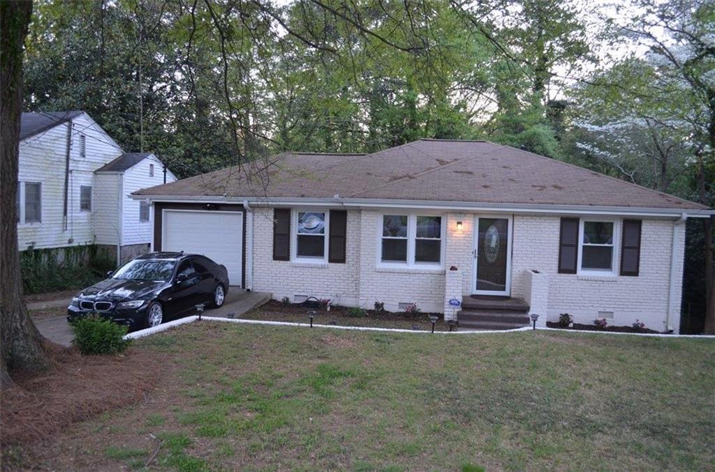 1329 Westridge Rd., Atlanta, GA 30311