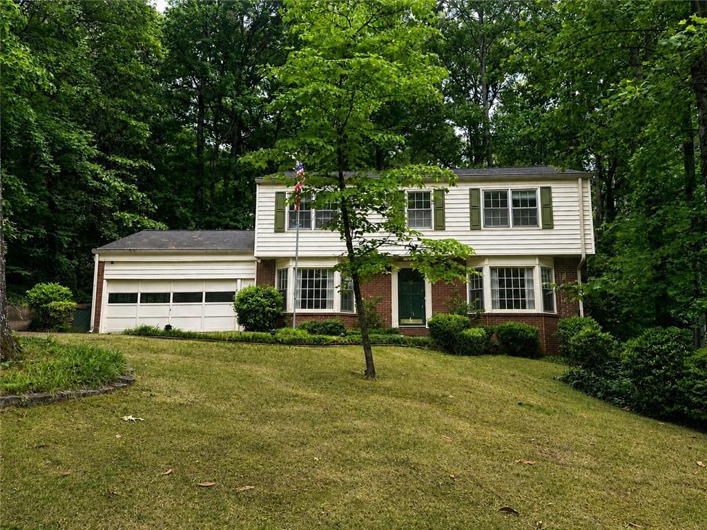 92 Brandon Ridge Dr., Sandy Springs, GA 30328