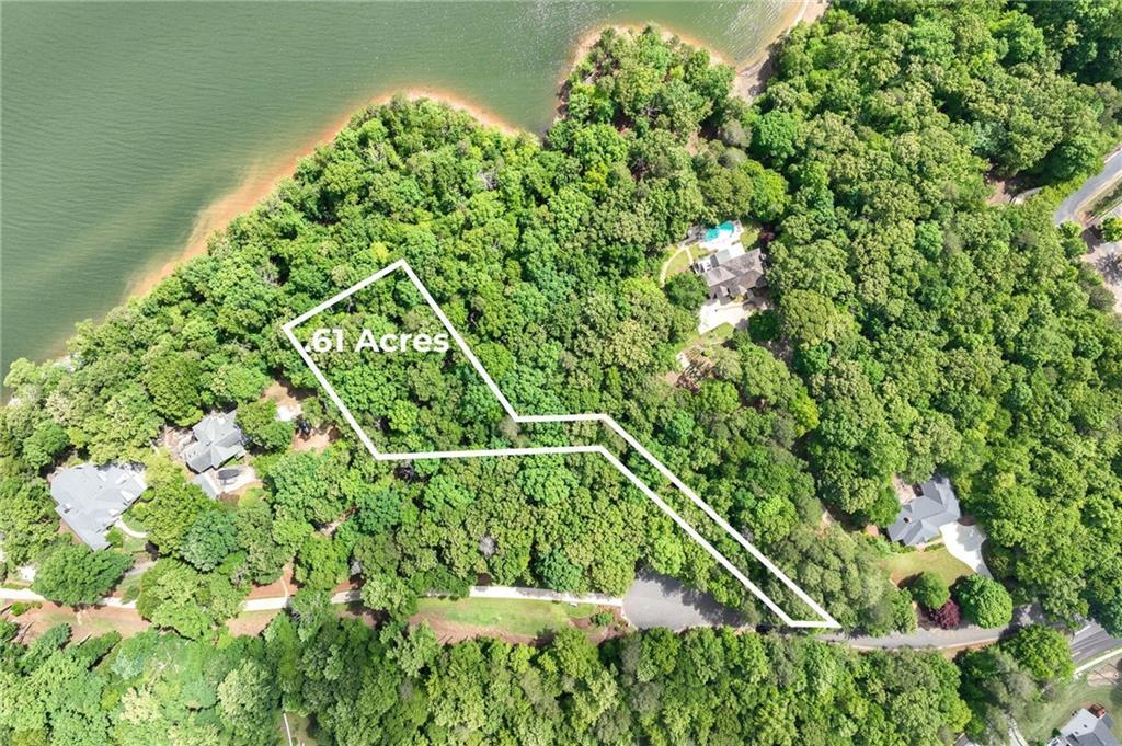 208 Lake Pointe Dr., Gainesville, GA 30506