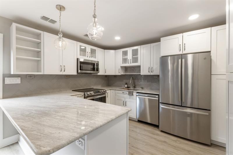 2794 Farmstead Rd., Smyrna, GA 30080