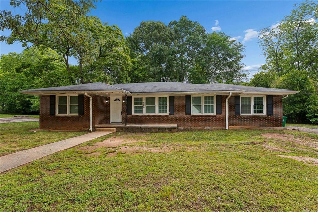 2620 Wiggins St., Lithonia, GA 30058