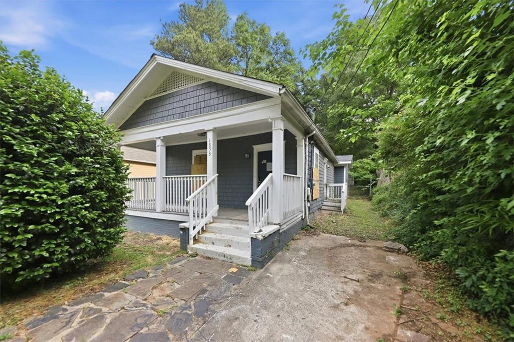 1853 Center Ave., Atlanta, GA 30344
