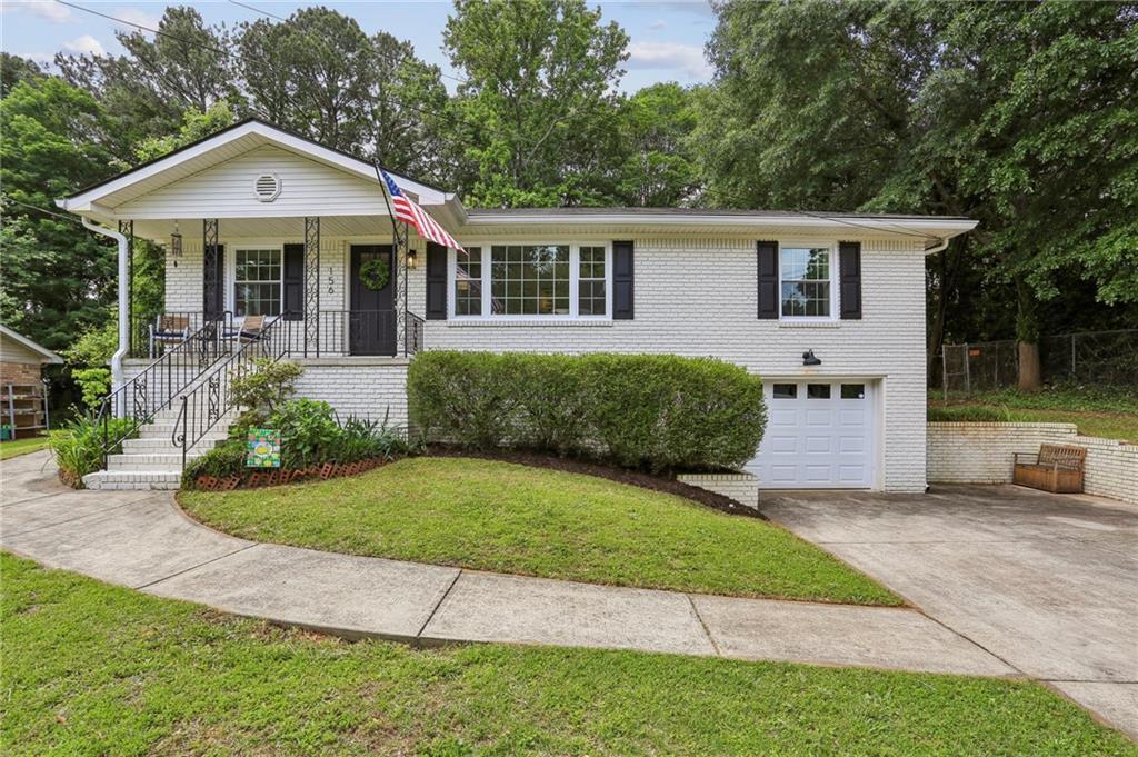156 Diane Dr., Smyrna, GA 30082