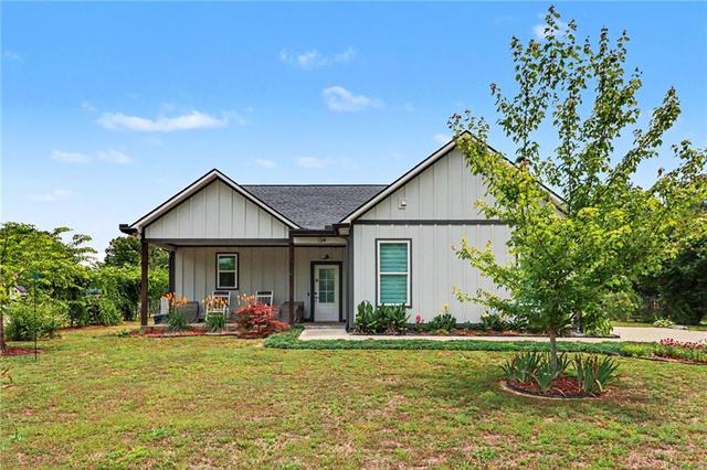 New Homes For Sale This Week That Attend Garden Lakes Elementary School: May 15th to May 21st