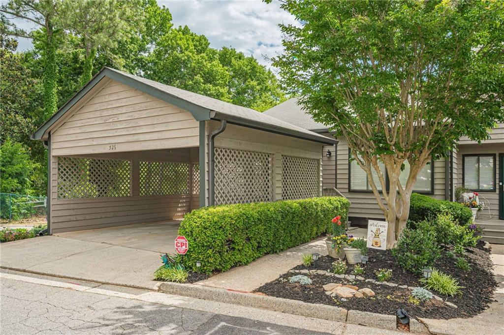 526 Gardenia Ln., Marietta, GA 30068