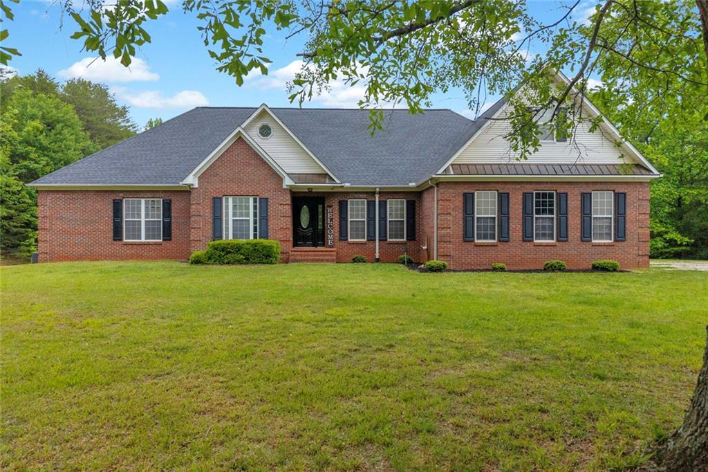 143 Pace Rd., Toccoa, GA 30577
