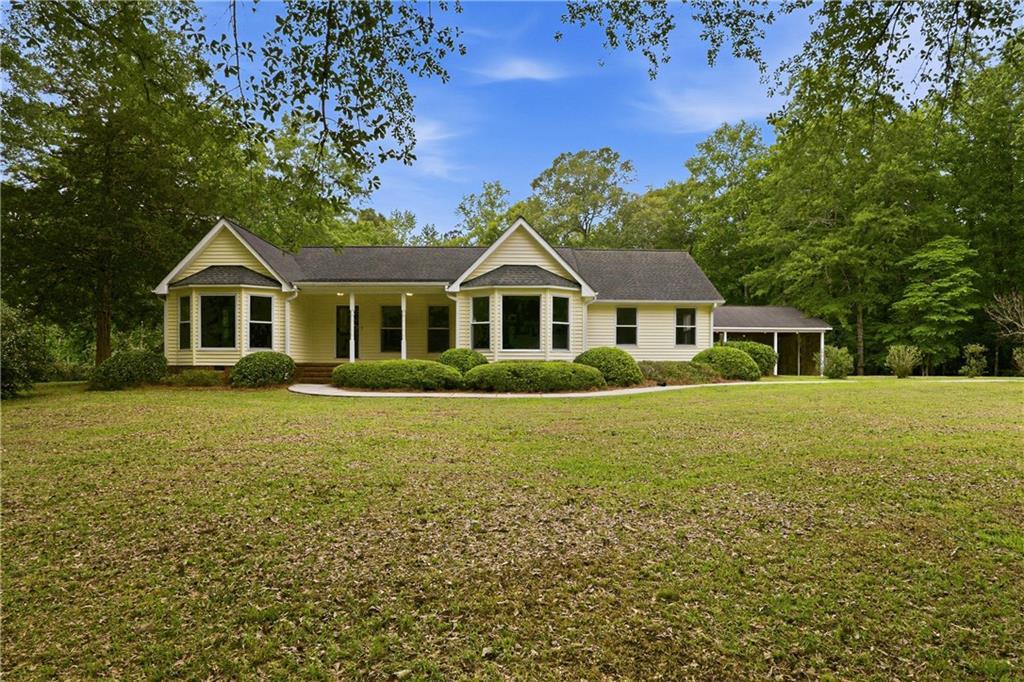 130 Seneca Pl., Fayetteville, GA 30215