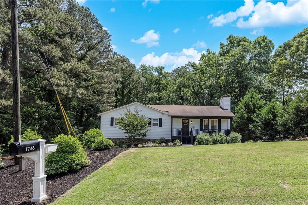 1748 Toonigh Rd., Canton, GA 30115