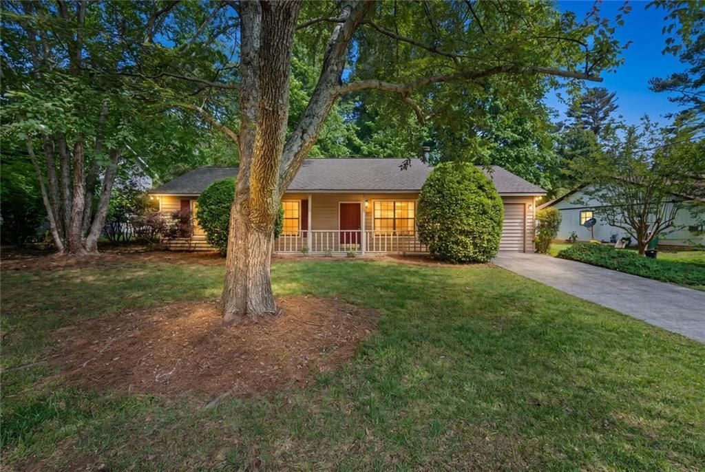 4627 Simpson Mill Ln., Duluth, GA 30096