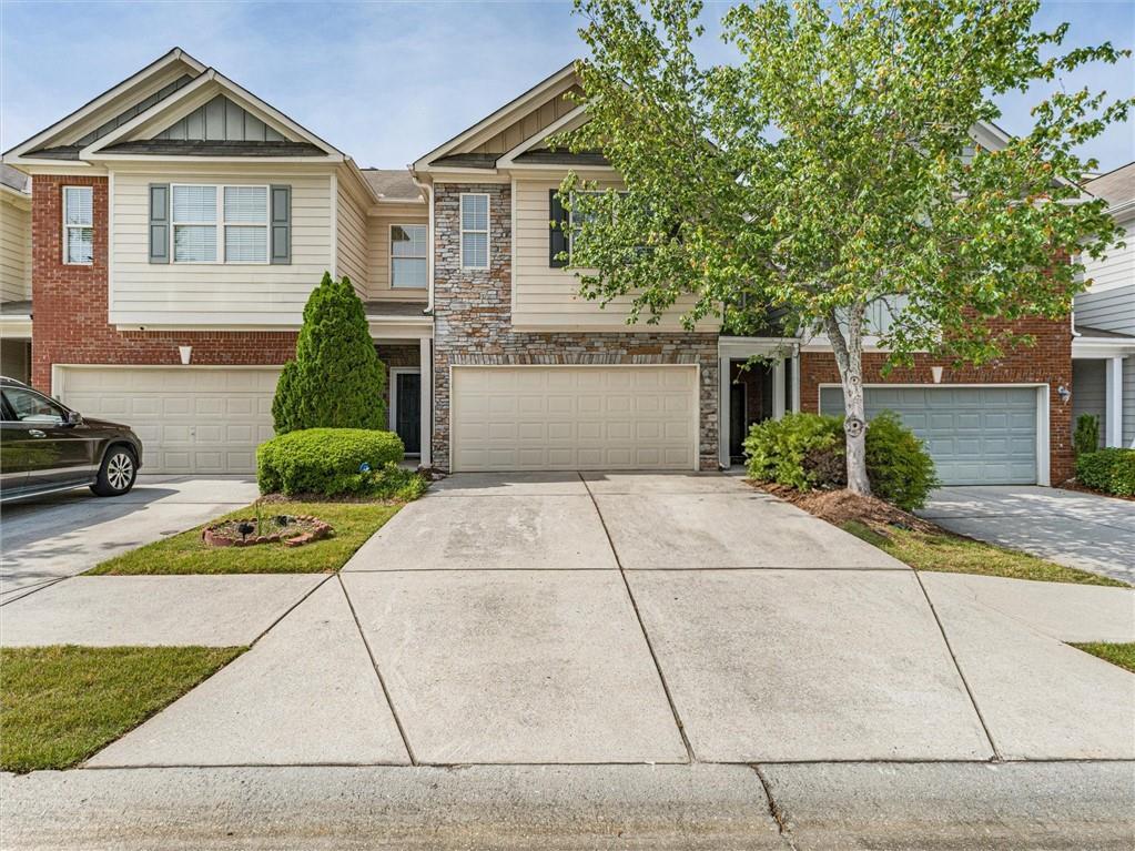 7590 Summer Berry Ln., Lithonia, GA 30038