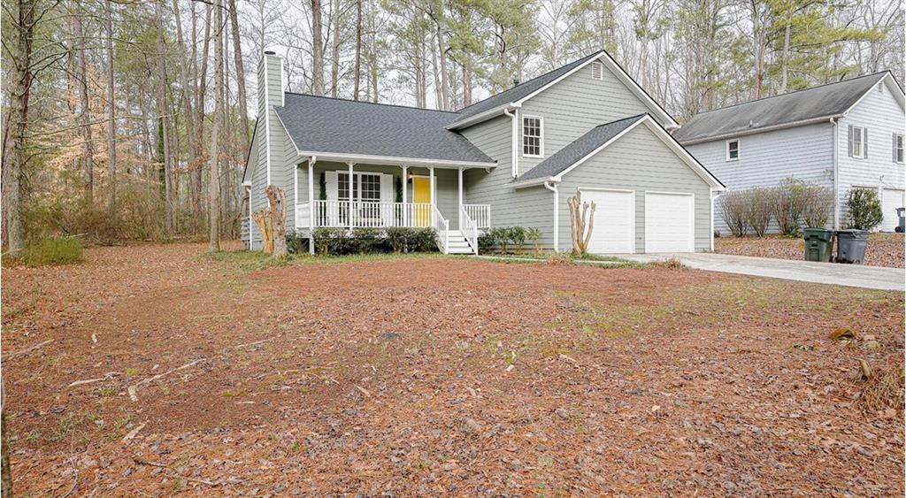 4897 Muirwood Dr., Powder Springs, GA 30127