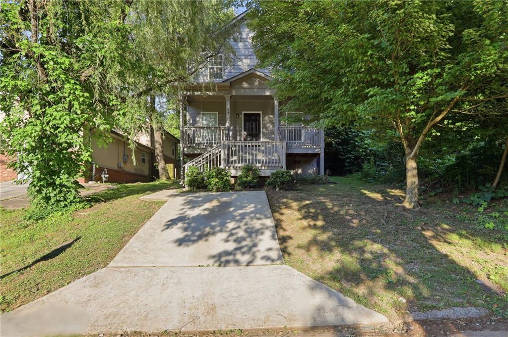 1749 Givens St., Atlanta, GA 30318