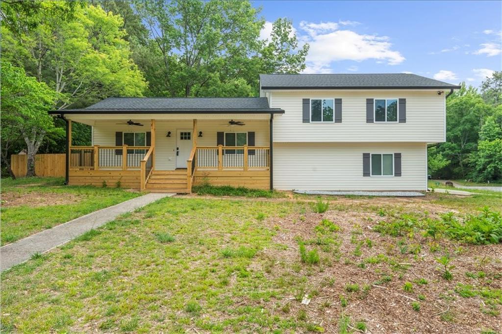 3460 Castille Dr., Snellville, GA 30039