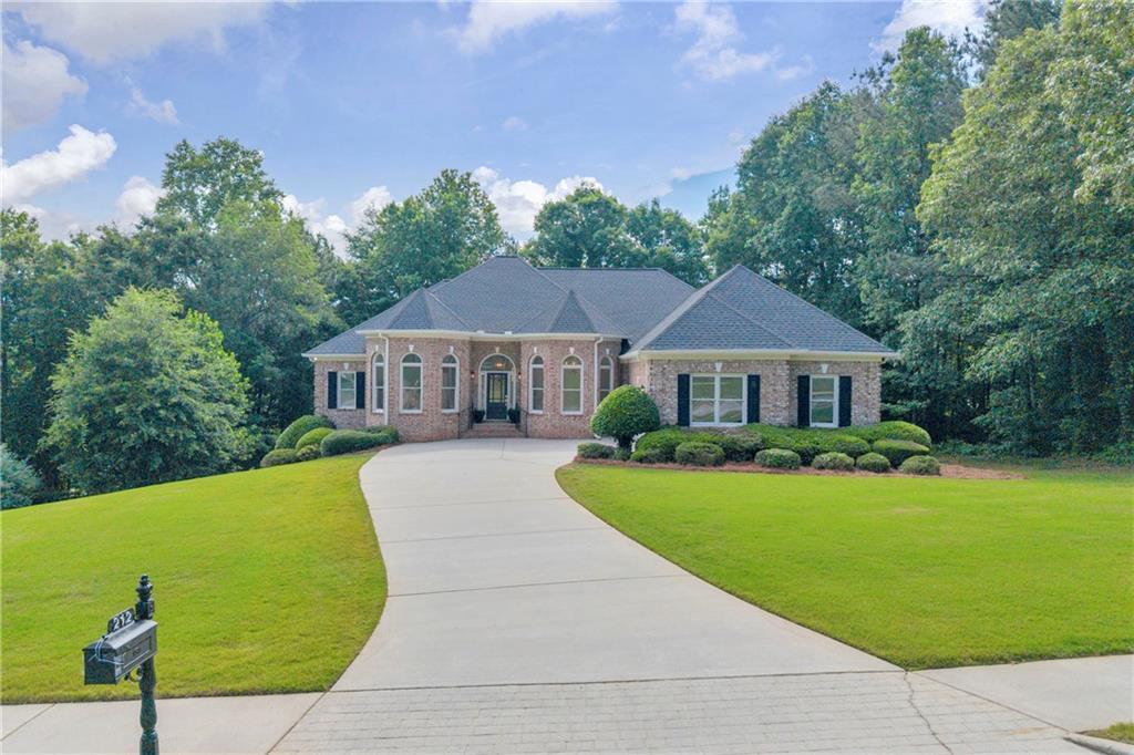 212 Asante Dr., Ellenwood, GA 30294