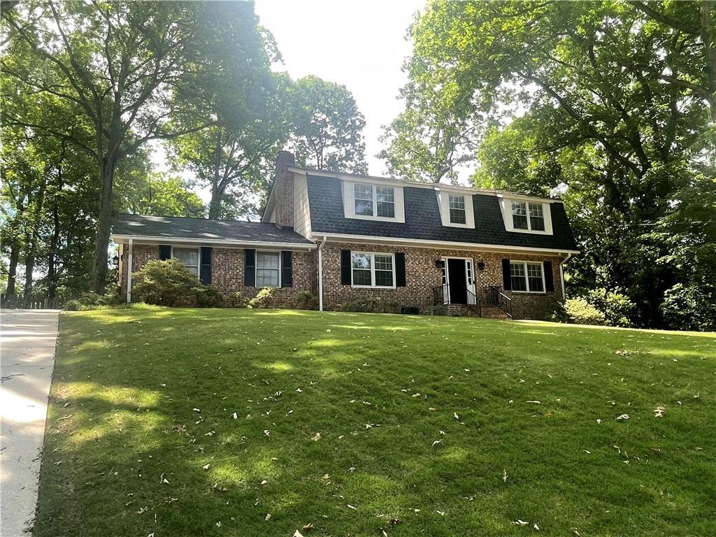 4073 Lake Erin Ct., Tucker, GA 30084
