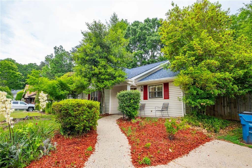 5097 Village Green Way, Alpharetta, GA 30009