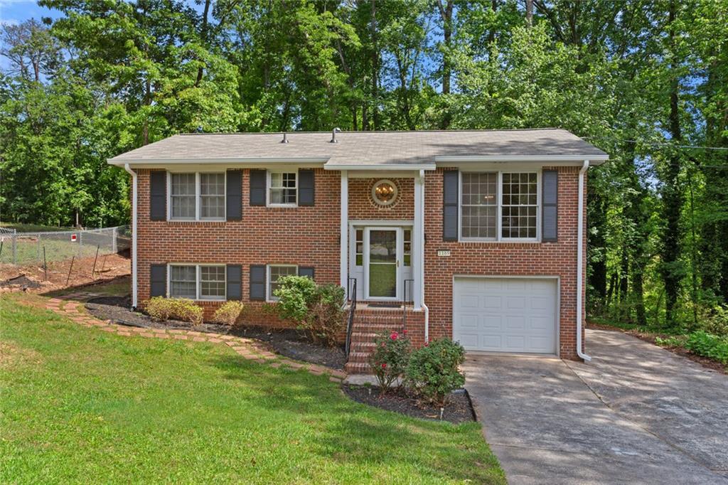 1169 Mountain View Dr., Marietta, GA 30062