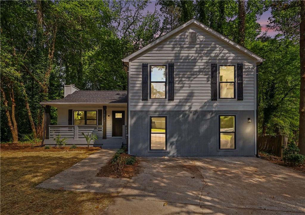 1027 Mainstreet Lake Dr., Stone Mountain, GA 30088