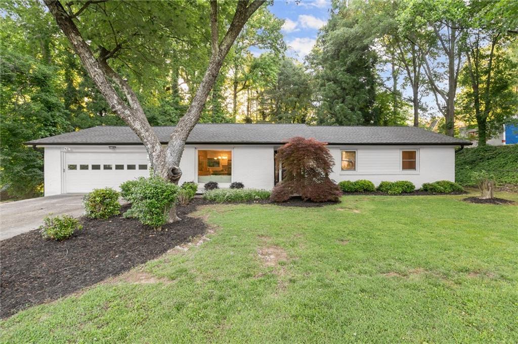 122 Cross Gate Dr., Marietta, GA 30068