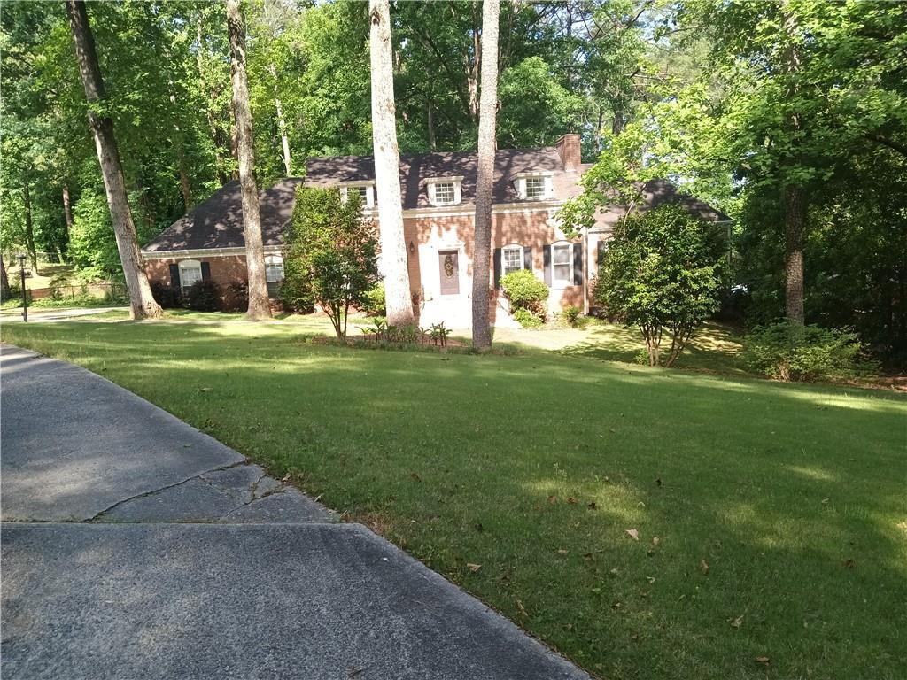 3499 Prince George St., East Point, GA 30344