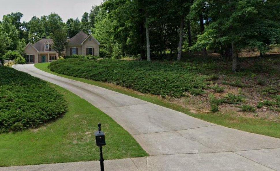 4459 N Gate Dr., Gainesville, GA 30506