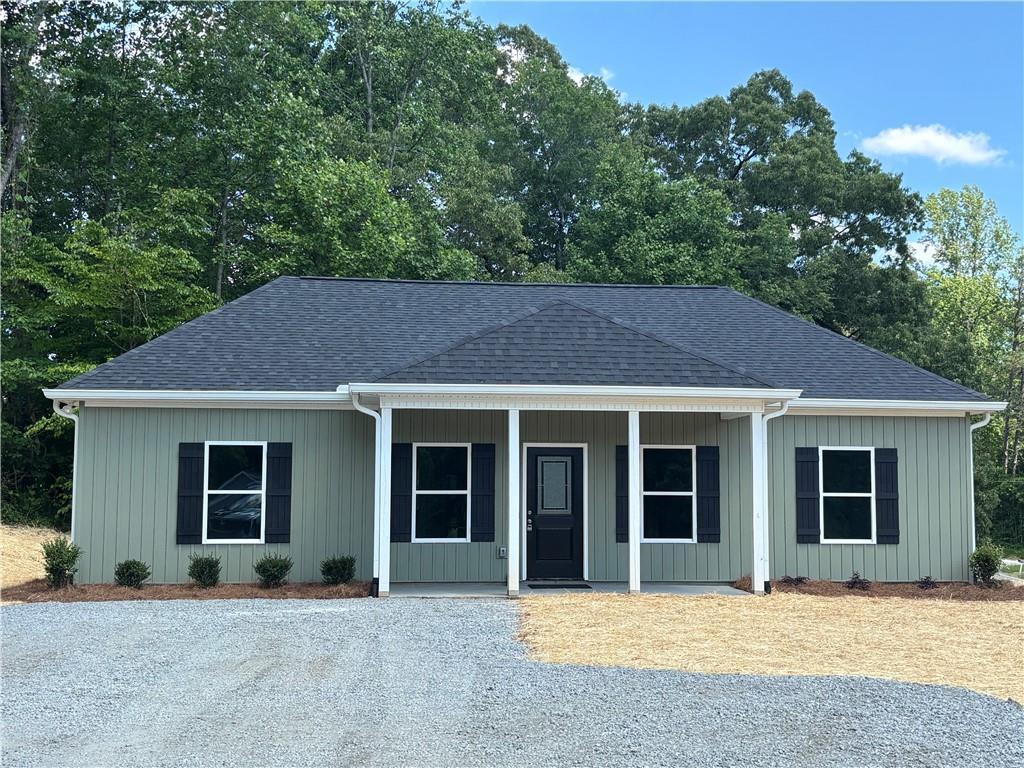 40 Olive Branch Ln., Dahlonega, GA 30533