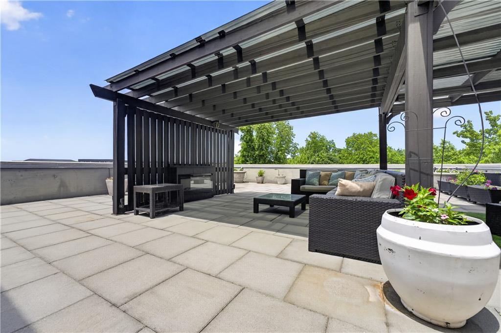 3235 Roswell Rd. #803, Atlanta, GA 30305