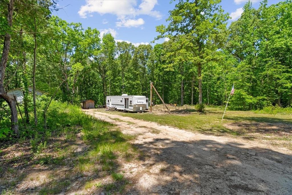 427 Saddle Club Rd., Summerville, GA 30747