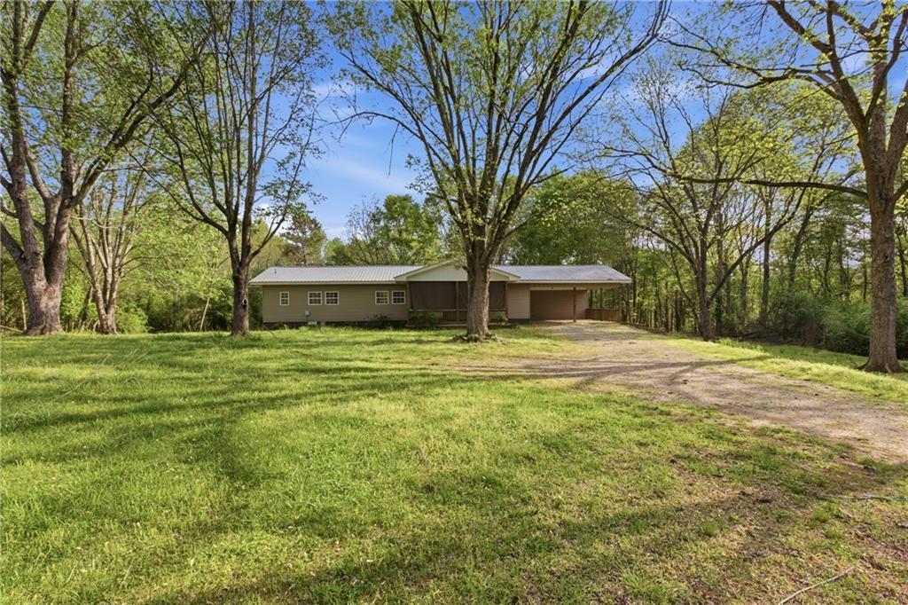 6668 Belton Bridge Rd., Lula, GA 30554