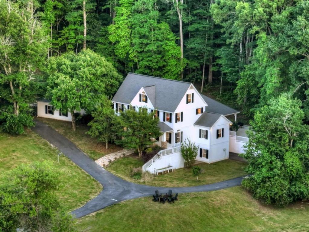 247 Craigtown Rd., Ellijay, GA 30540