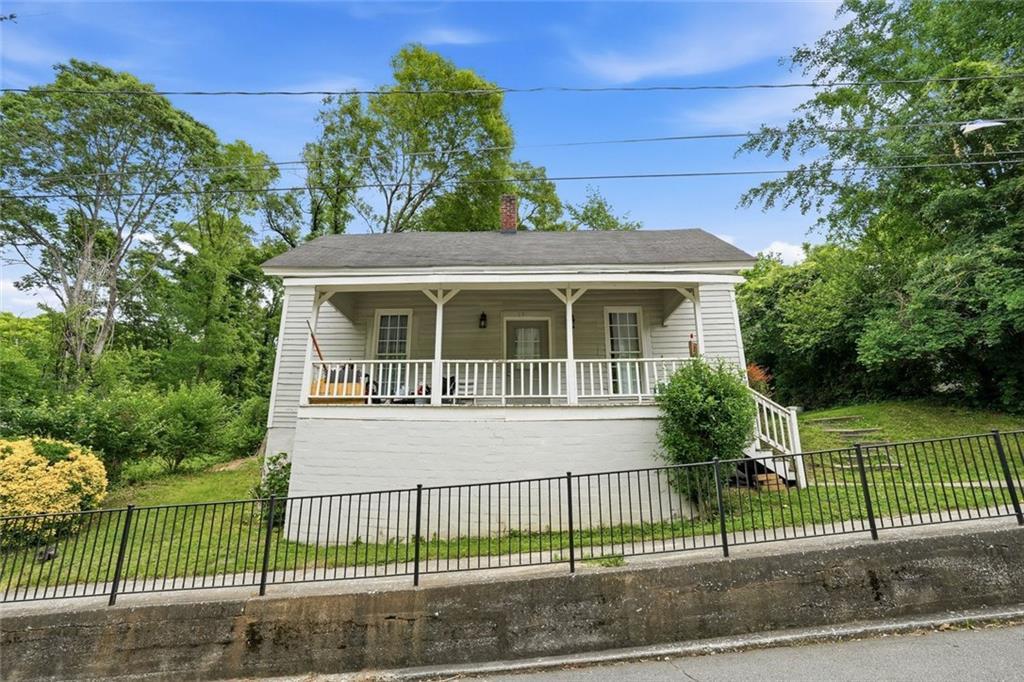 19 Riverdale Cir., Canton, GA 30114