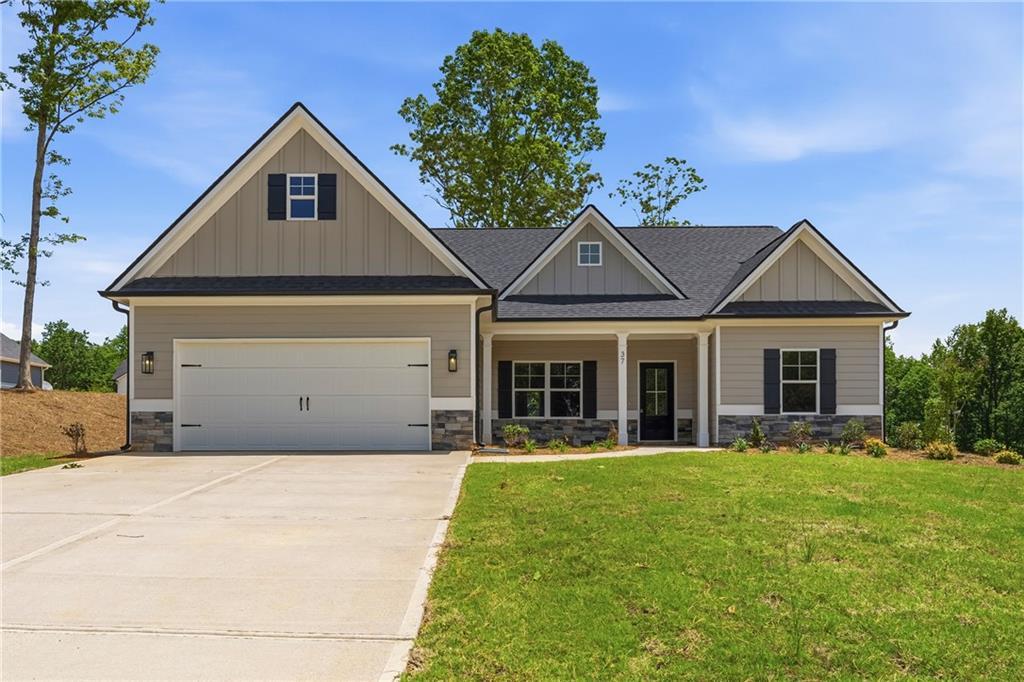37 Jeffrey Ln., Dallas, GA 30157