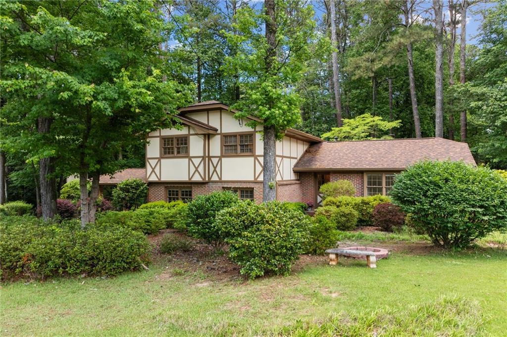 450 Baltimore Ave., Lilburn, GA 30047