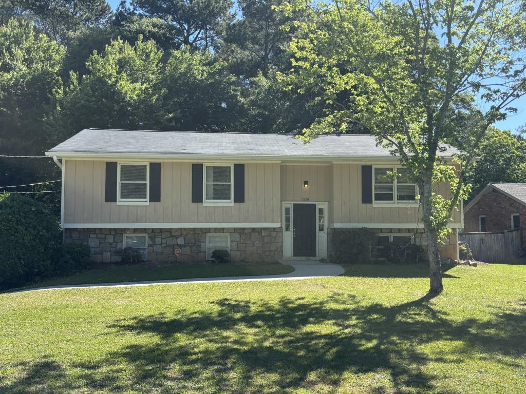 2236 Windsor Dr., Snellville, GA 30078