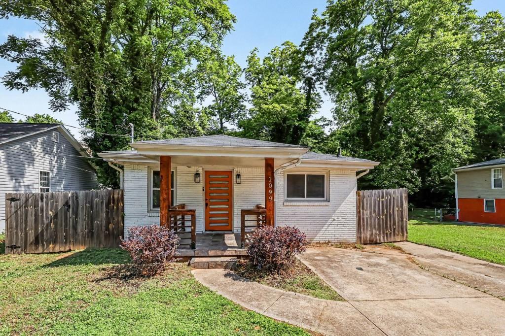 1099 Harwell St., Atlanta, GA 30314