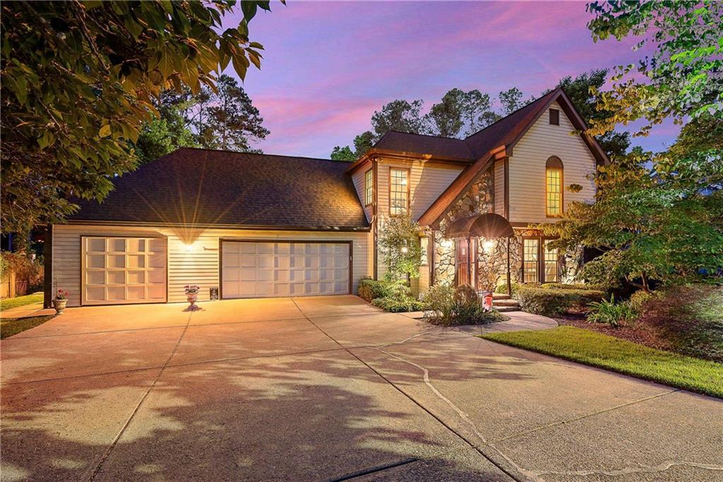 3026 Coach Ln., Marietta, GA 30062