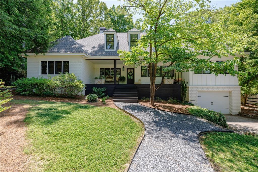 950 Jones Rd., Roswell, GA 30075
