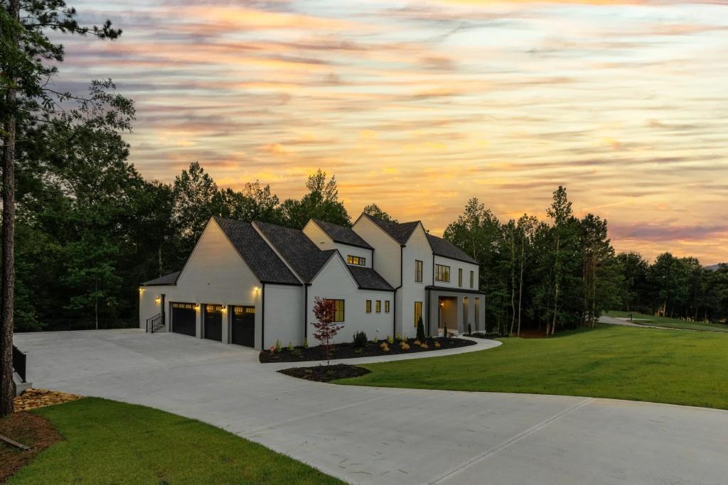 47 Sagewood Ct., Newnan, GA 30265