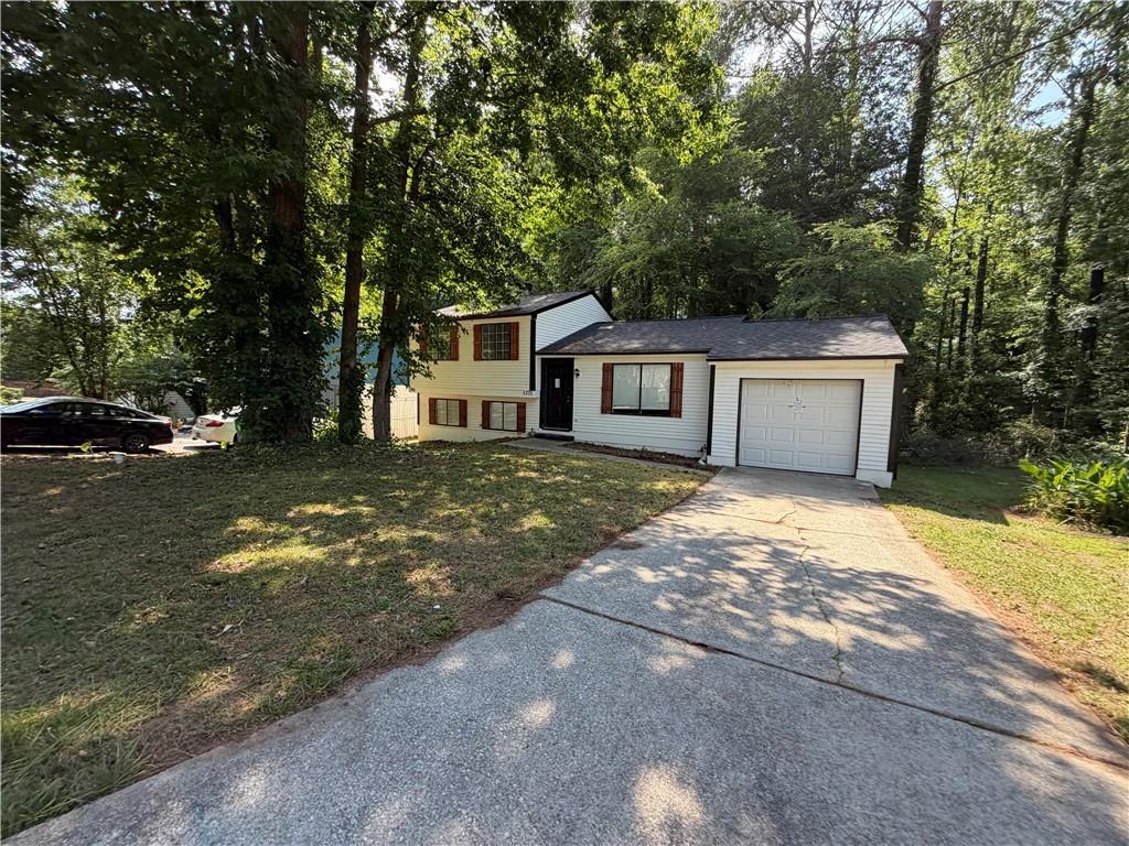 5321 Tasman Tr., Lithonia, GA 30038