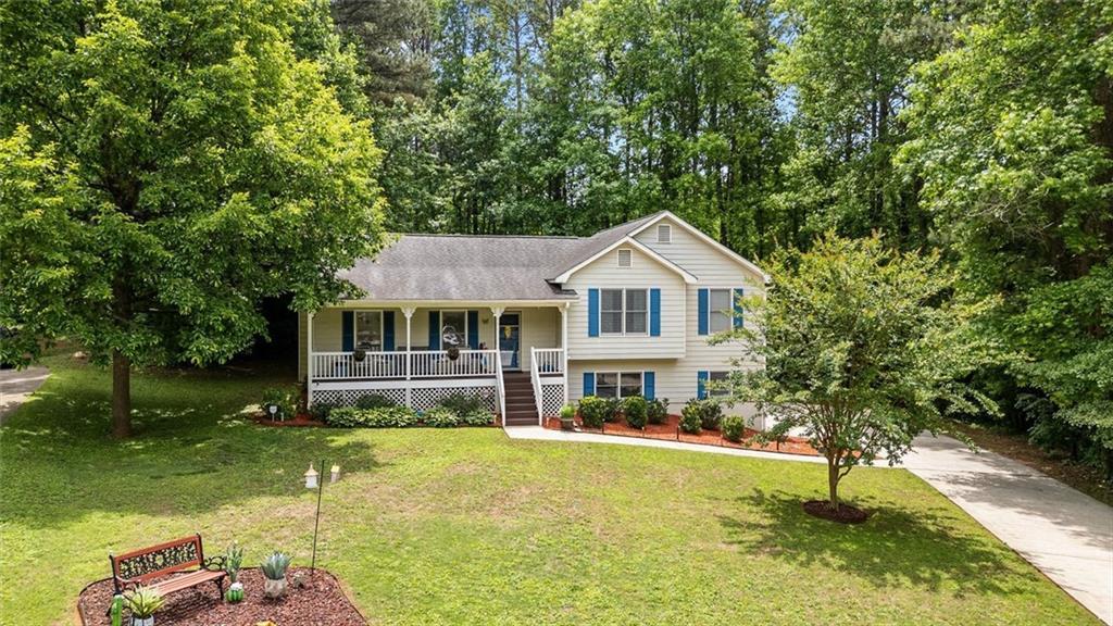 508 Mill Pointe Tr., Dallas, GA 30157
