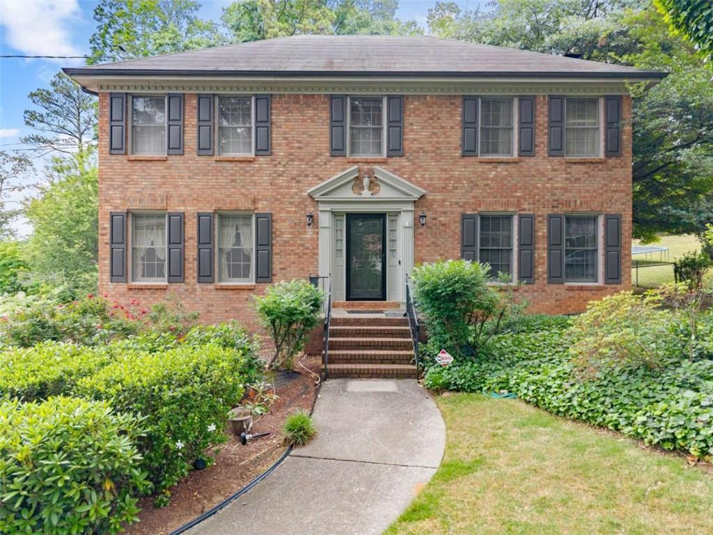 2272 Westridge Dr., Snellville, GA 30078