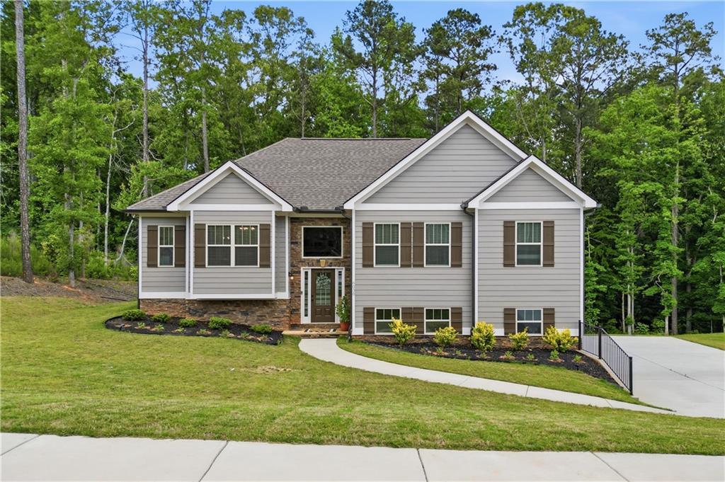6030 Crowley Dr., Douglasville, GA 30135